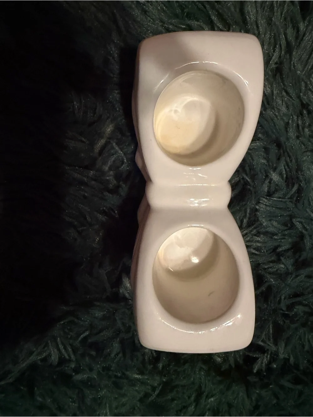 3/$25 ✨ White Ceramic Bow Double Taper Candle Holder
